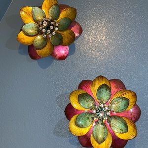 Metal flower decor